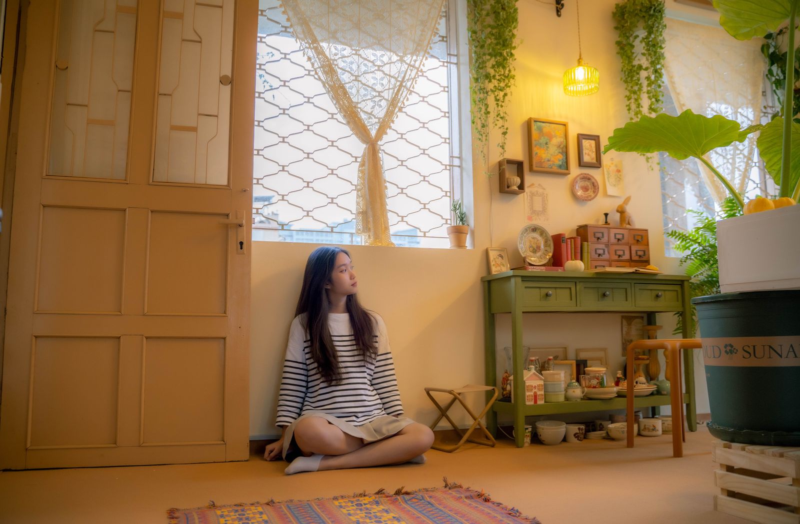 恋愛に疲れた女性のイメージ（アイキャッチ）
