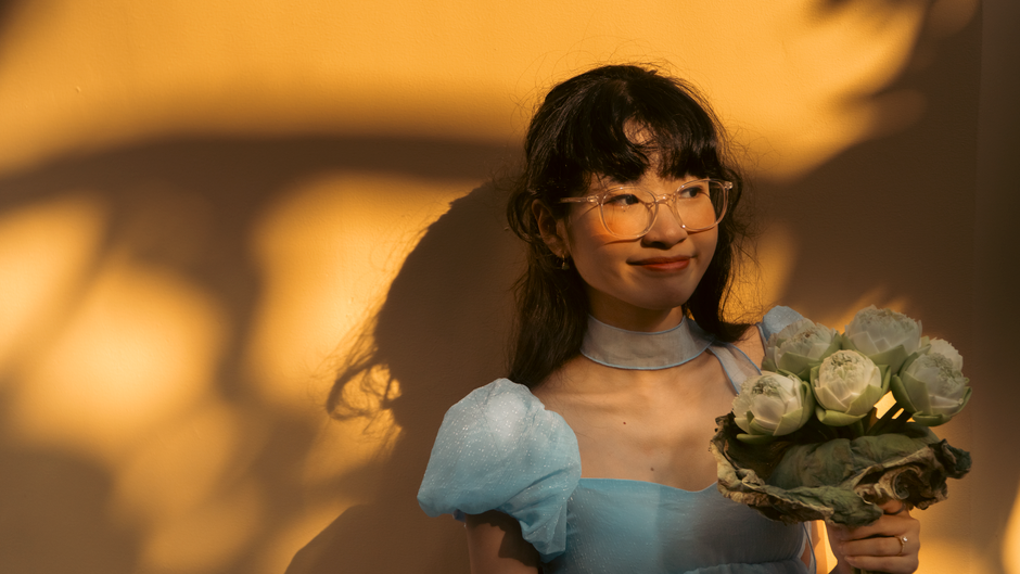 自分を好きになれないと感じる女性のイメージ（アイキャッチ）