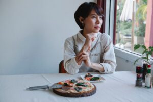 初デート 緊張 話すこと 準備を象徴するやさしい情景