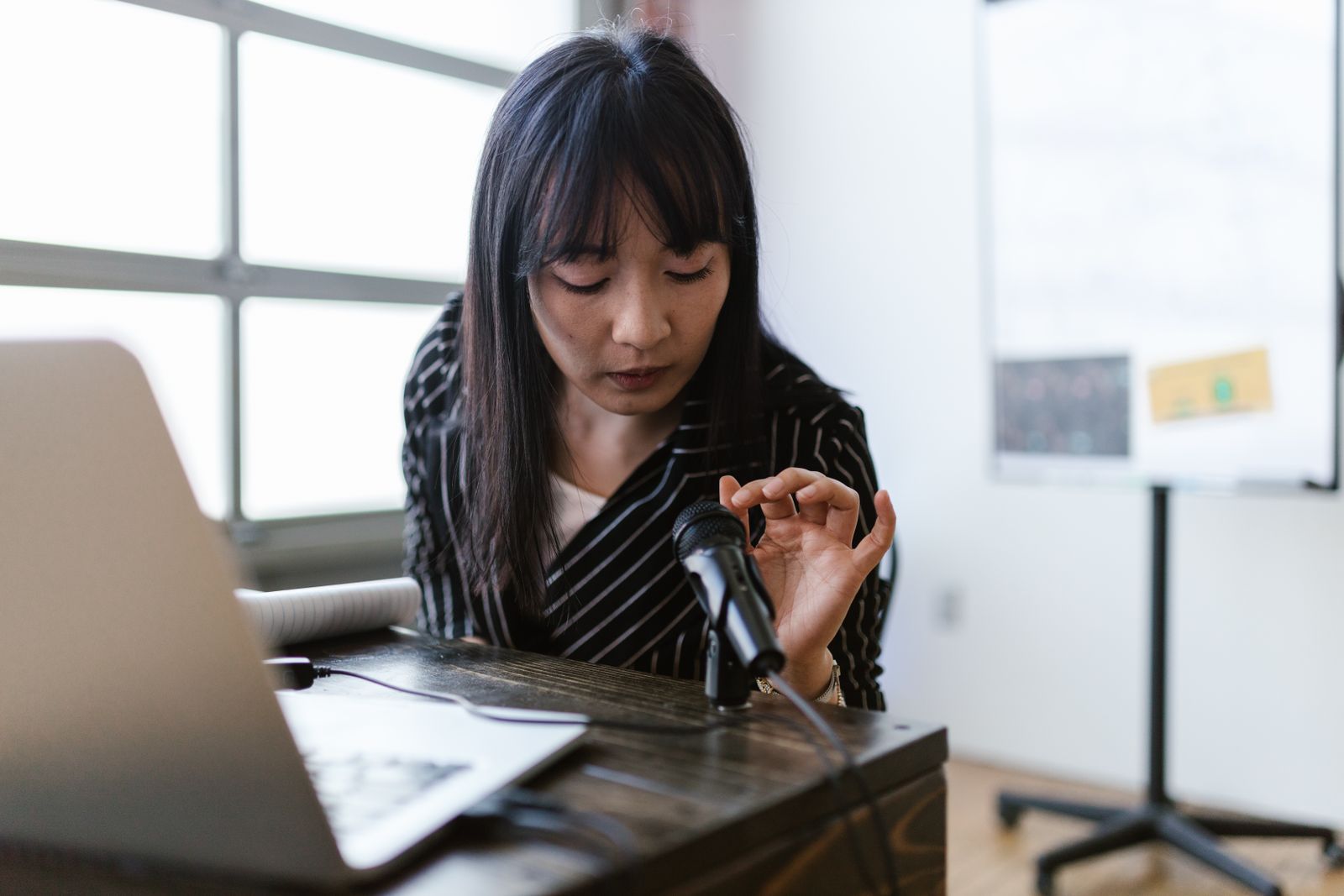 コーチング 継続 されないをテーマにした女性のイメージ写真