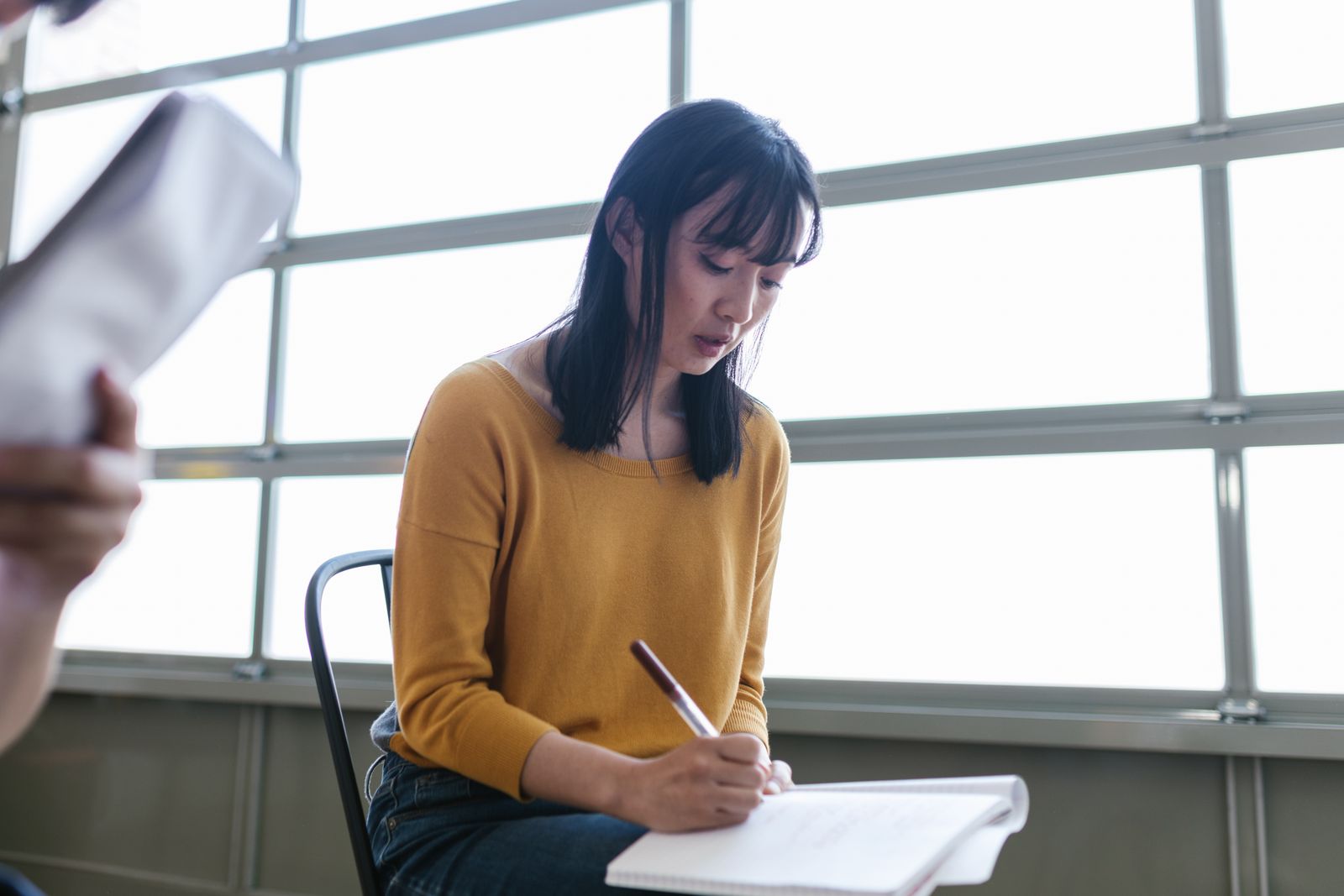自己嫌悪 抜け出せない 対処と向き合う穏やかなシーン