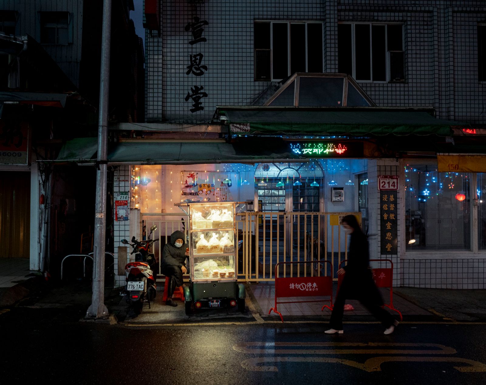 自分の話をしたあとで後悔 会話を象徴するやさしい情景