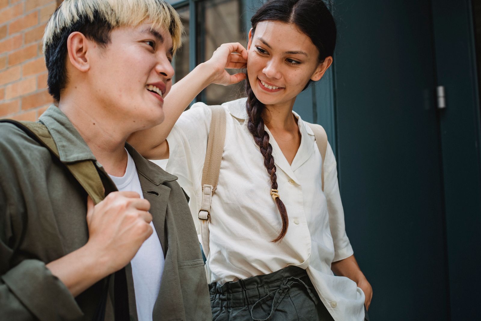 心配される 会話 女性を象徴するやさしい情景