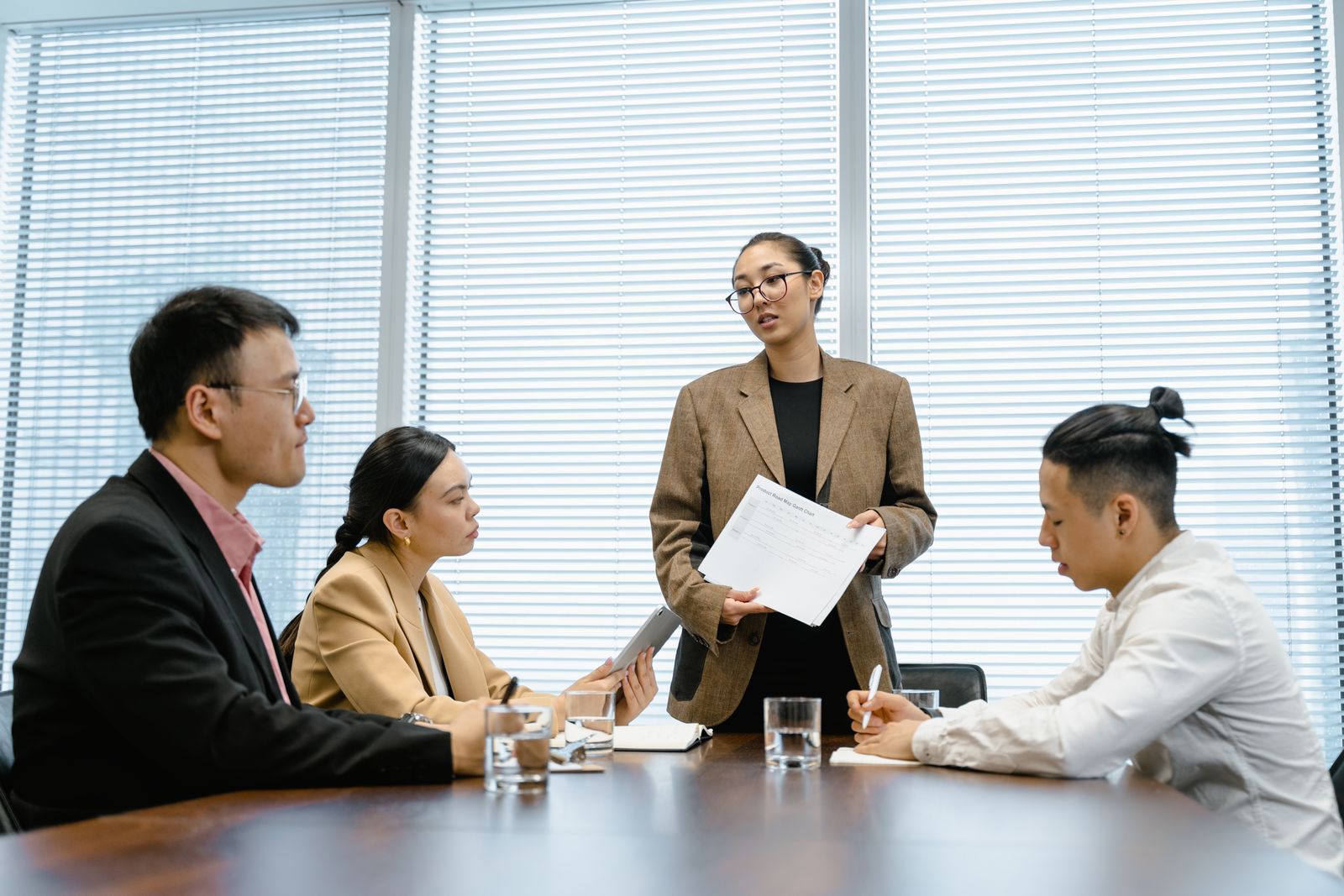 自分の話が軽く扱われる 伝え方を象徴するやさしい情景