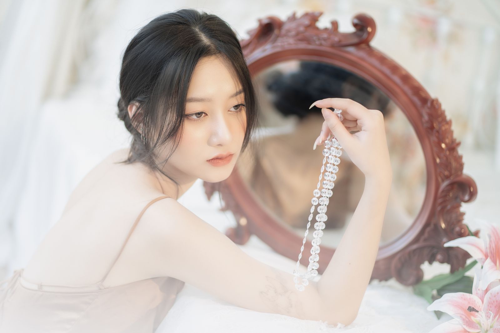 施術 途中でやめたい サロン 対応をテーマにした女性のイメージ写真