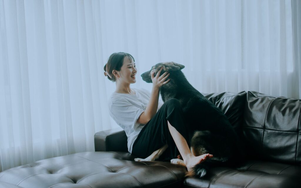 心の余裕がないに悩む女性のイメージ
